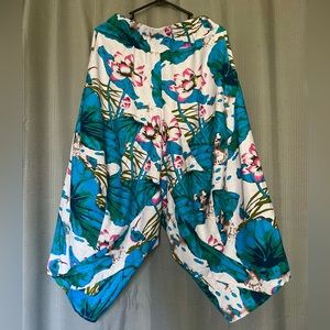 Lotus Harem Pants L/XL 32 Waist Japan